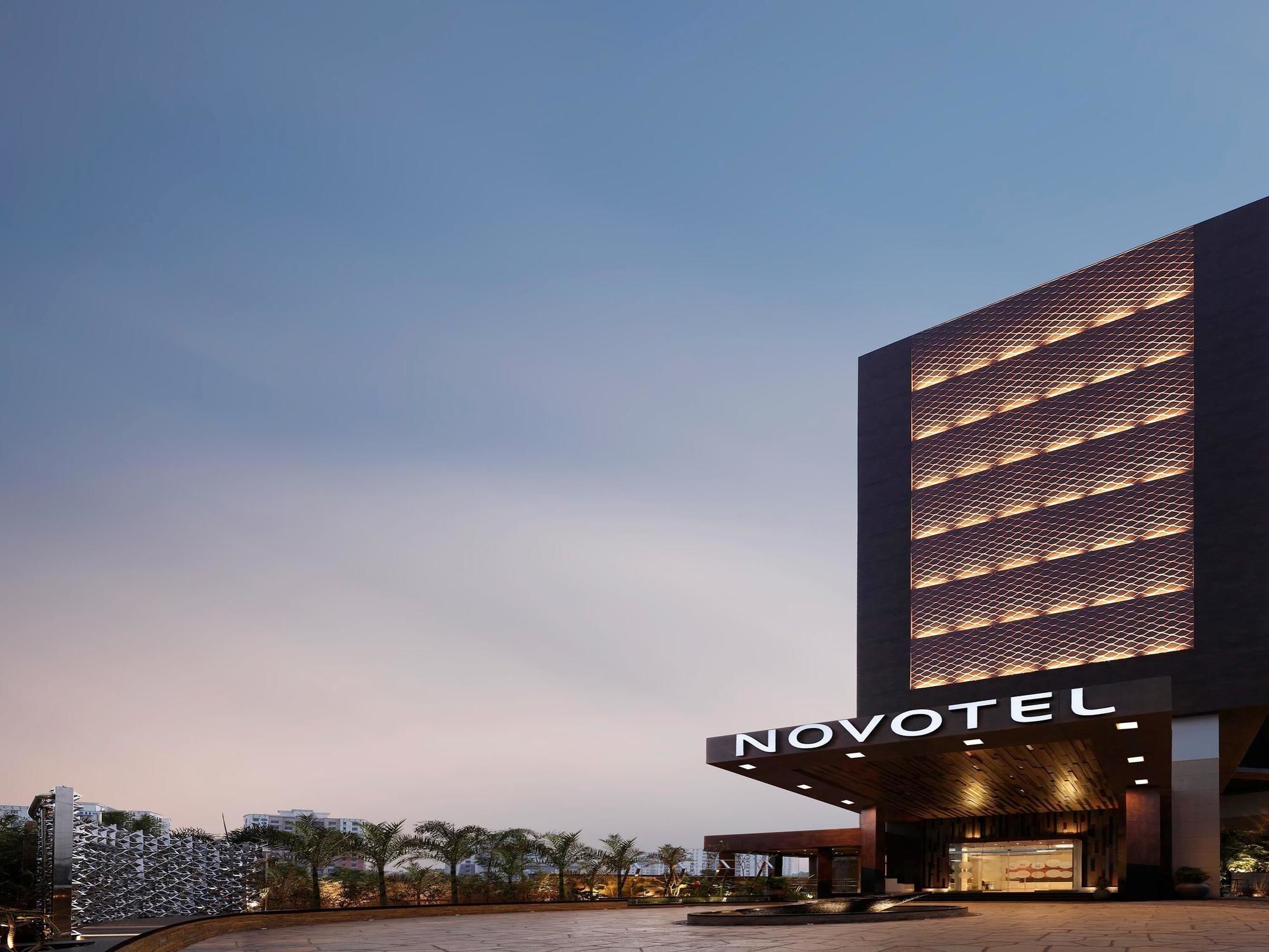 Novotel Kochi Infopark Экстерьер фото